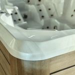 Party Tub – Jacuzzi de luxe pour 11 personnes, idéal pour les groupes et les locations de vacances