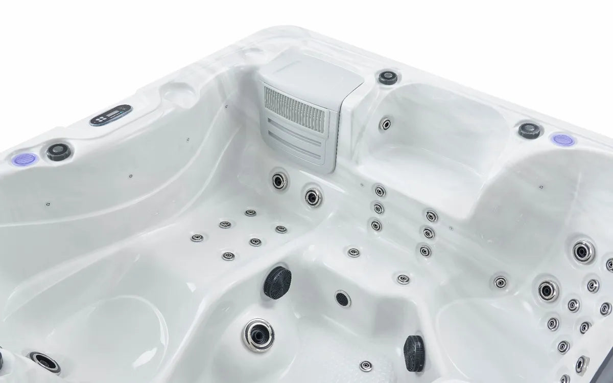 Monaco spa – 6 posti – 72 idromassaggianti – Isolamento Full Foam – Comandi Balboa – Posto di raffreddamento