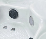 Monaco spa – 6 posti – 72 idromassaggianti – Isolamento Full Foam – Comandi Balboa – Posto di raffreddamento