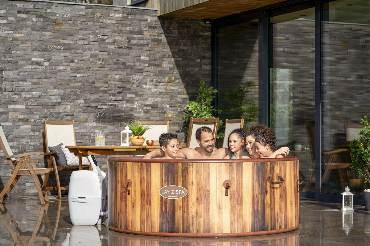 Lay-Z-Spa Helsinki 5-7 Person Jacuzzi - Bestway