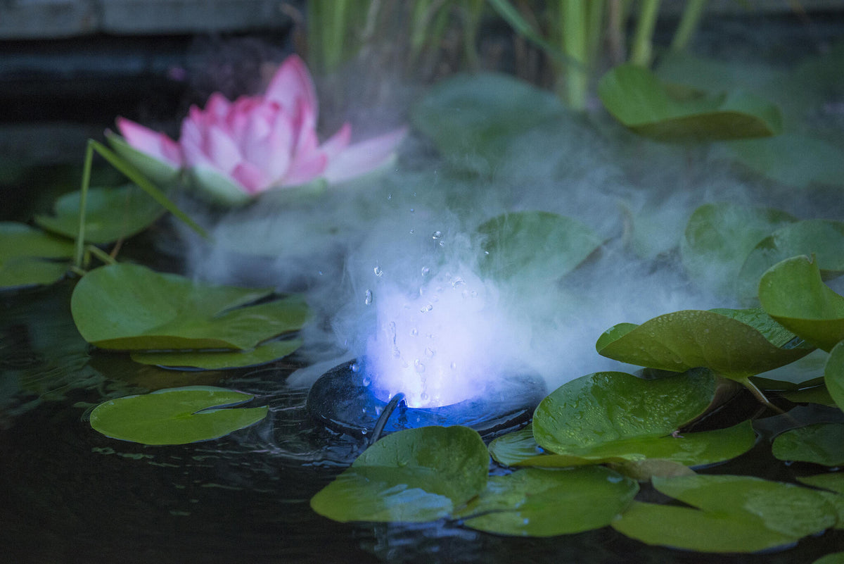 Nebulizzatore LED da esterno MystMaker III con elemento galleggiante e illuminazione a LED - Ubbink