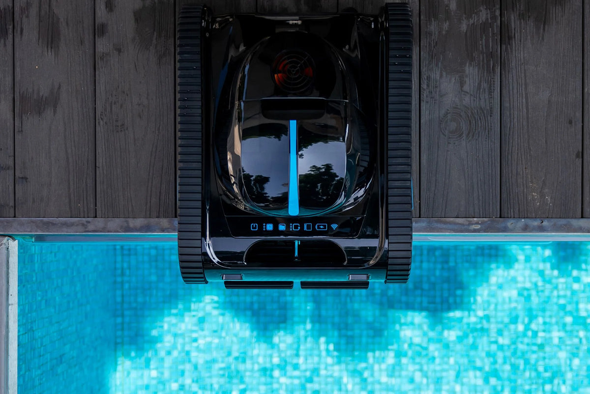M30 cordless pool robot – AquaForte
